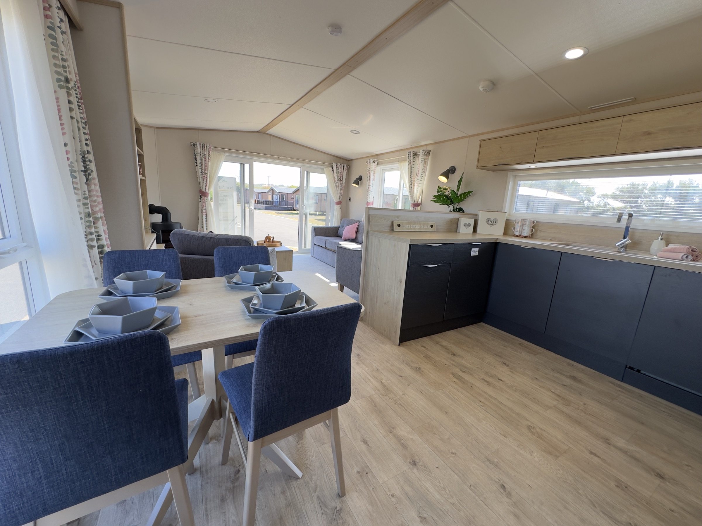 The Langdale, dining