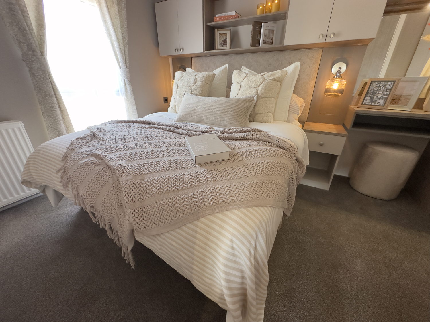 The Salisbury, main bedroom